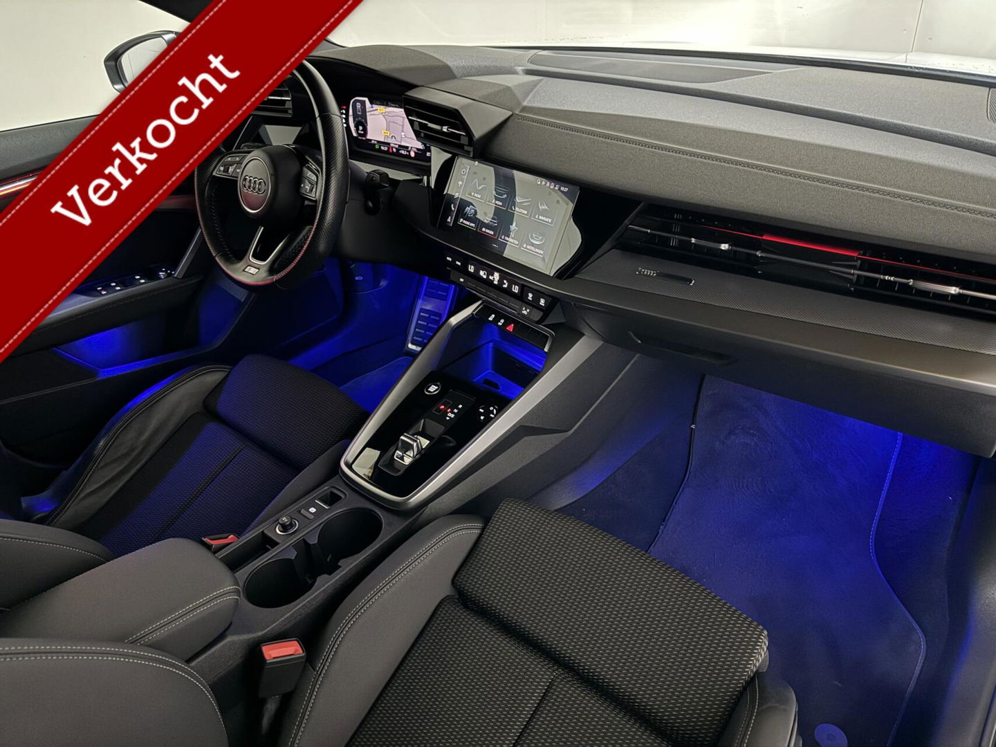 Audi A3 Limousine 35 TFSI S-Line Black Edition Sfeer Carplay NAP