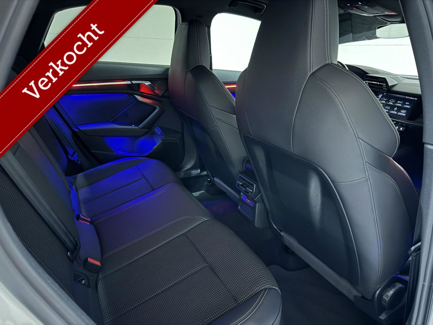 Audi A3 Limousine 35 TFSI S-Line Black Edition Sfeer Carplay NAP