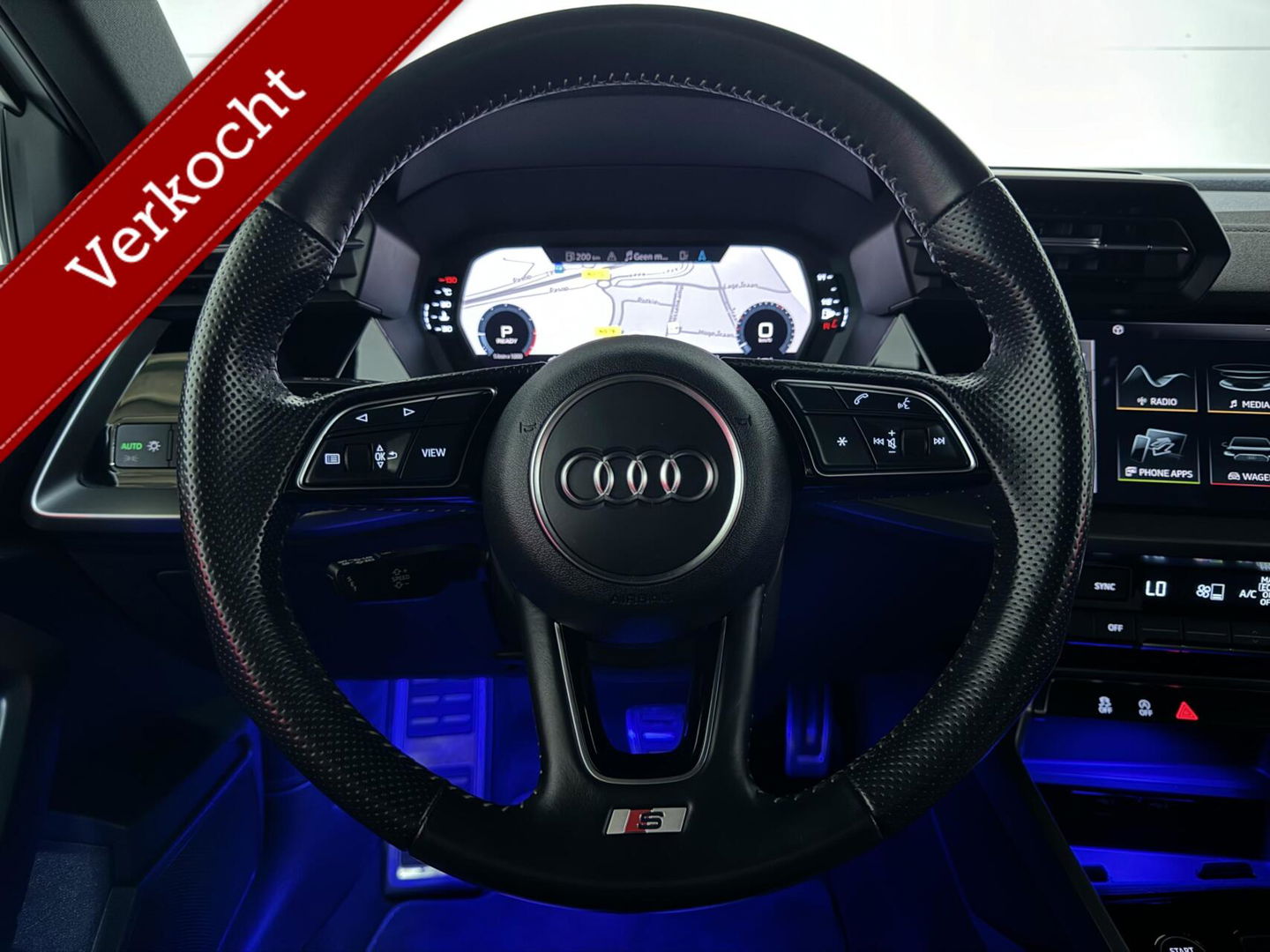 Audi A3 Limousine 35 TFSI S-Line Black Edition Sfeer Carplay NAP