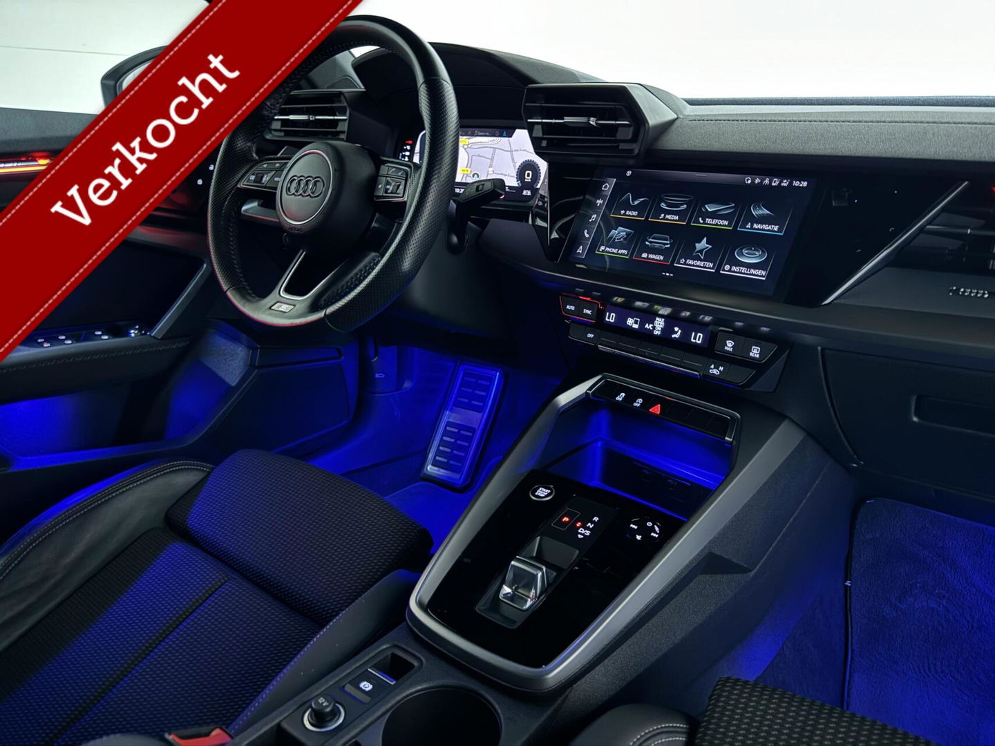 Audi A3 Limousine 35 TFSI S-Line Black Edition Sfeer Carplay NAP