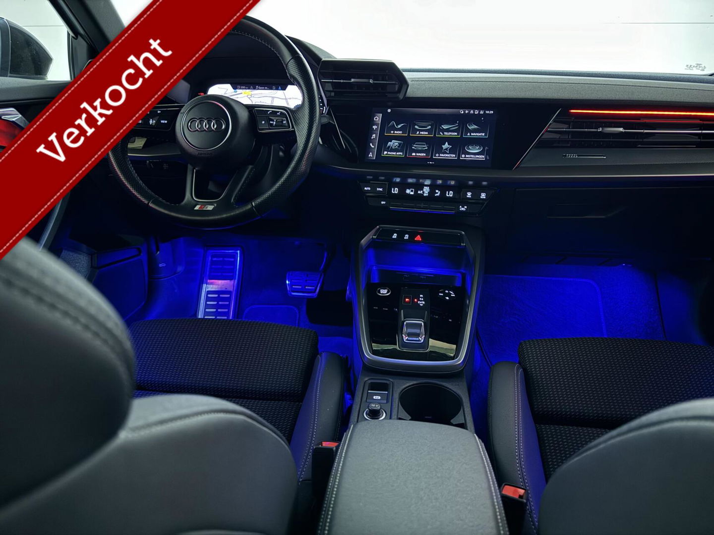 Audi A3 Limousine 35 TFSI S-Line Black Edition Sfeer Carplay NAP