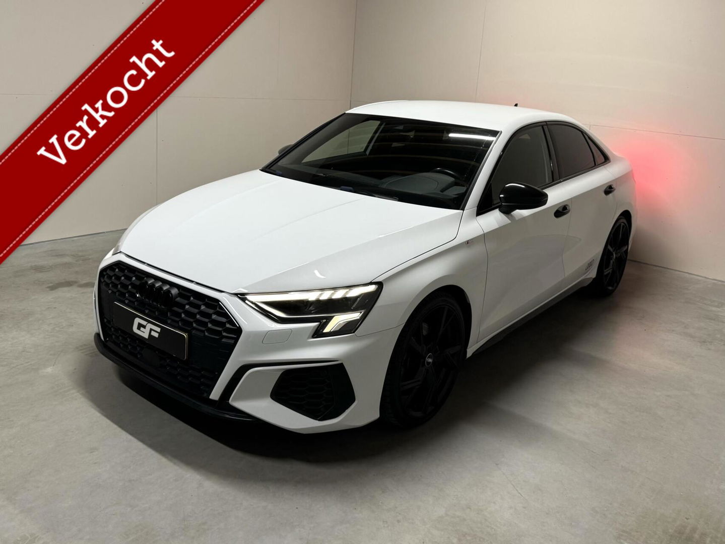 Audi A3 Limousine 35 TFSI S-Line Black Edition Sfeer Carplay NAP