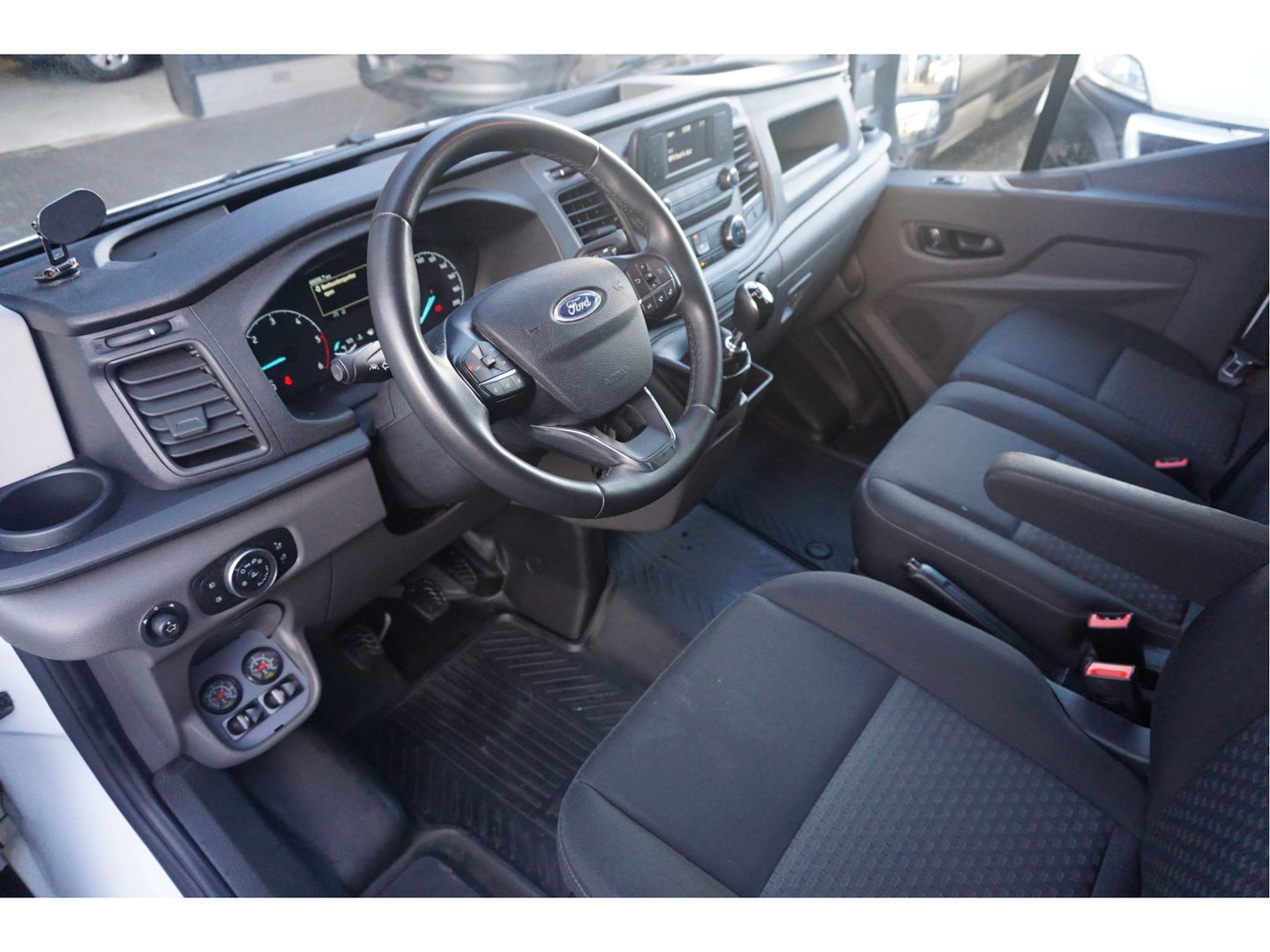 Ford Transit 350L 130PK Bakwagen BPM VRIJ!! Camera, Luchtvering, Dhollandia Klep, Lat om Lat!! NR. JE01*