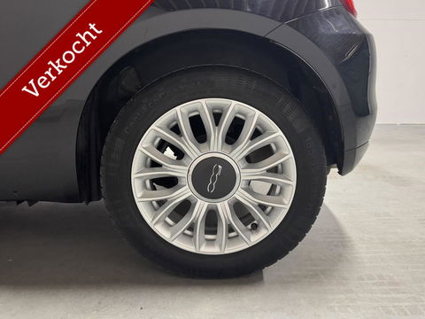 Fiat 500 1.2 Lounge Pano Navi Cruise CarPlay PDC NAP