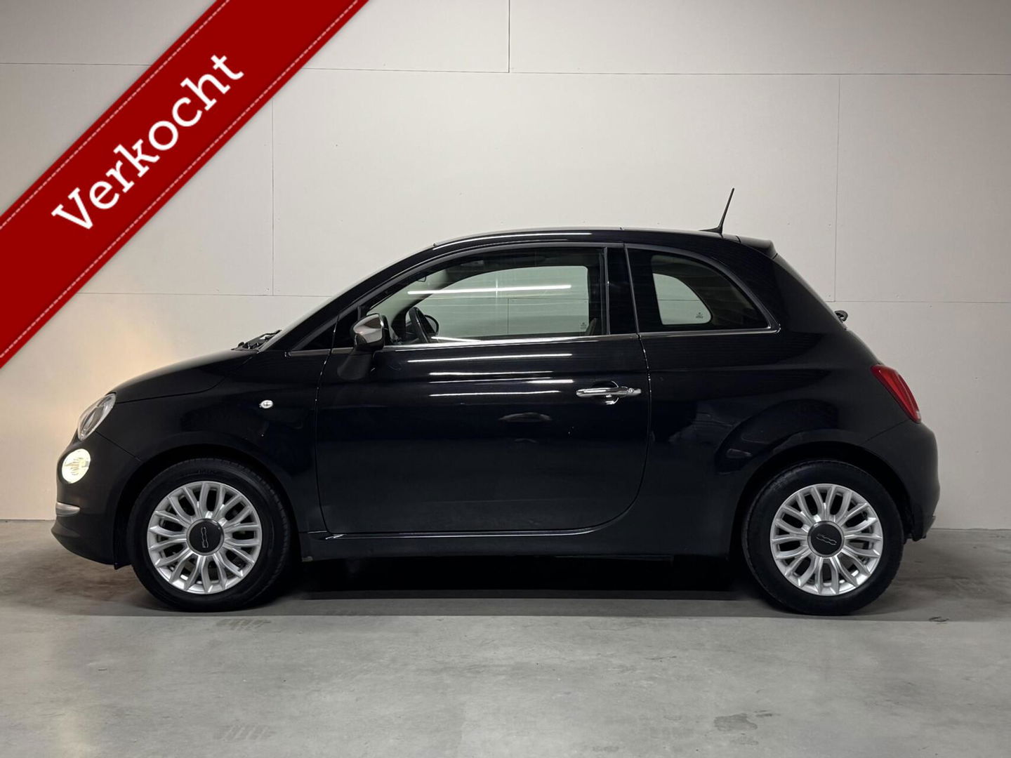 Fiat 500 1.2 Lounge Pano Navi Cruise CarPlay PDC NAP
