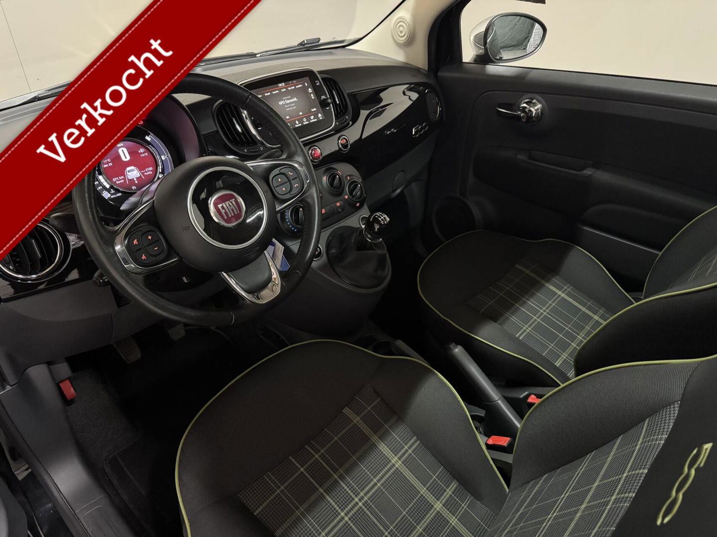 Fiat 500 1.2 Lounge Pano Navi Cruise CarPlay PDC NAP