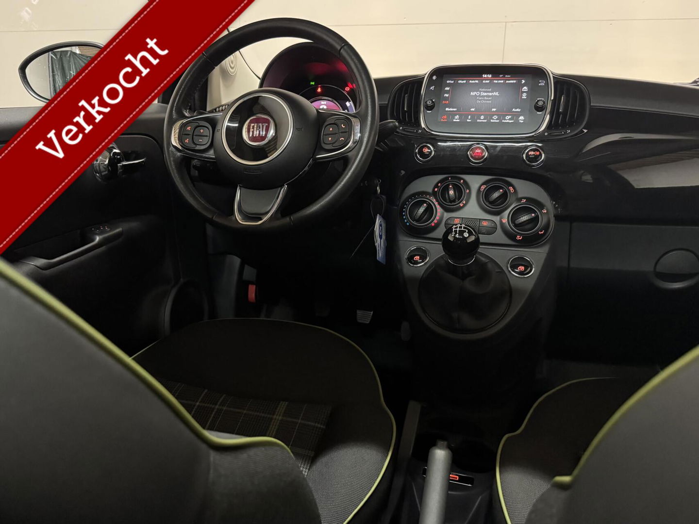 Fiat 500 1.2 Lounge Pano Navi Cruise CarPlay PDC NAP