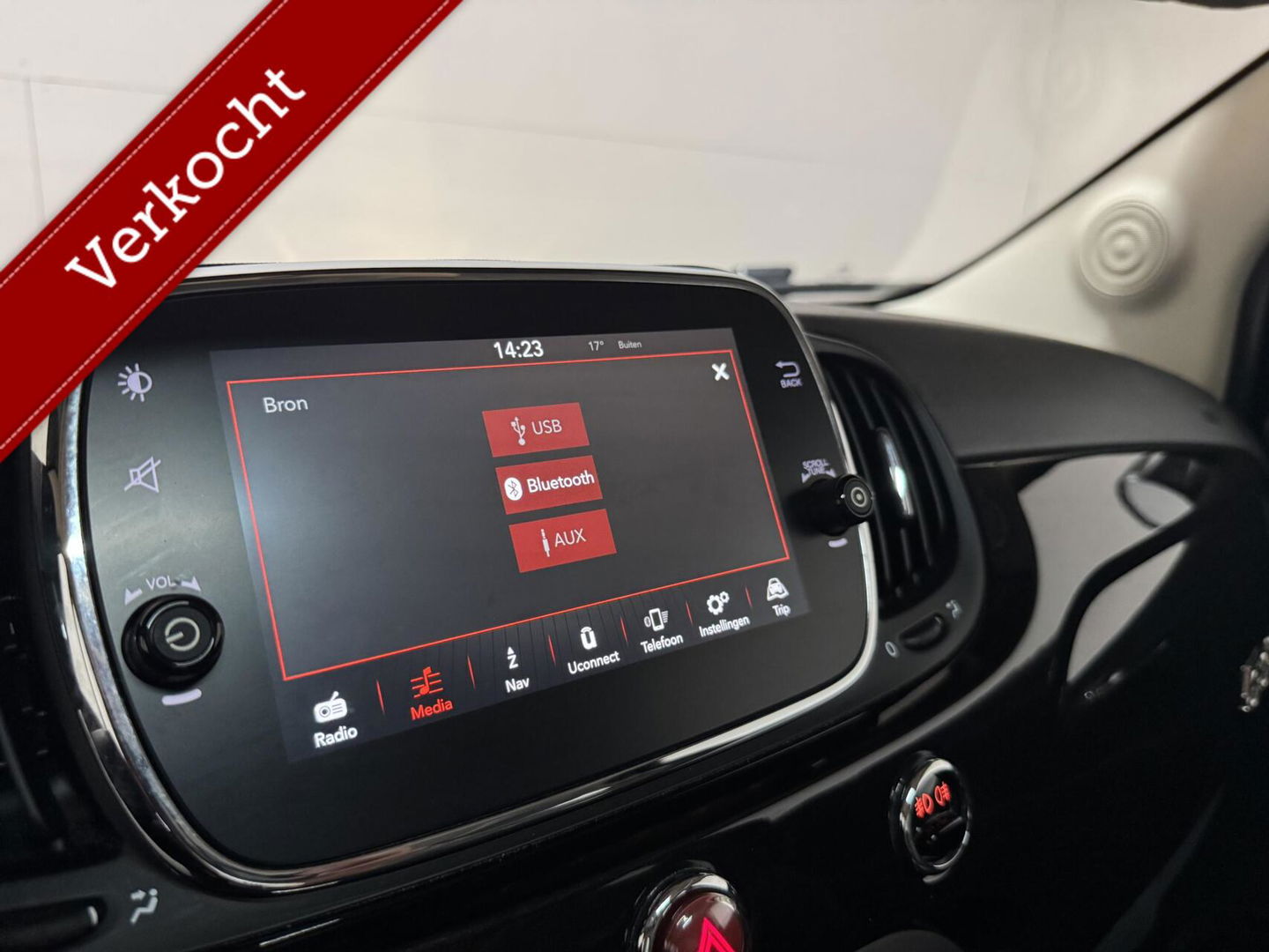 Fiat 500 1.2 Lounge Pano Navi Cruise CarPlay PDC NAP