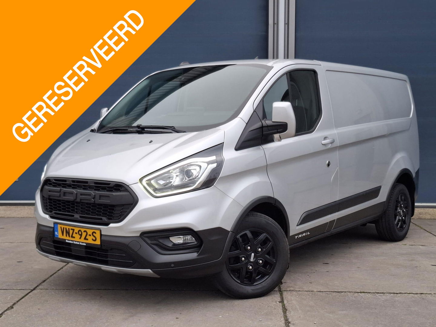 Ford Transit Custom 340 2.0 TDCI L1H1 Trend TRAIL UITVOERING / LED / CRUISE CONTROLE / CARPLAY / TREKHAAK / LEER