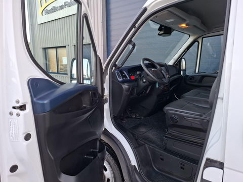 Iveco Daily 35C18V 3.0 352 H1 L2H2 / DUBBEL LUCHT / 180 PK / DUBBELE SCHUIFDEUR / EURO 6
