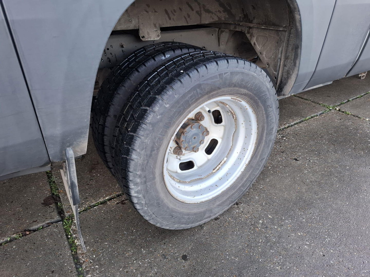 Iveco Daily 35C18V 3.0 352 H1 L2H2 / DUBBEL LUCHT / 180 PK / DUBBELE SCHUIFDEUR / EURO 6