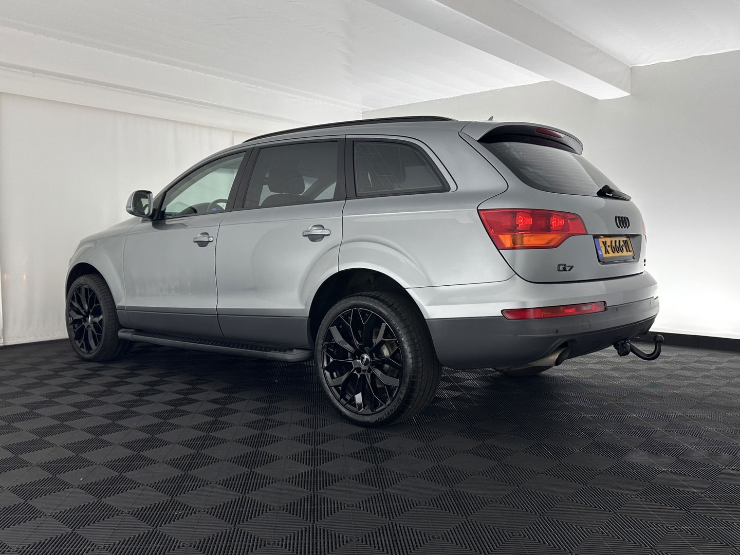 Audi Q7 3.0 TDI Quattro Pro Line + Aut. *LEATHER | XENON | NAVI-FULLMAP | HEATED-COMFORTSEATS | PRIVACYGLASS | SHIFTPADDLES | ECC | PDC | CRUISE | TOWBAR | 21''ALU*