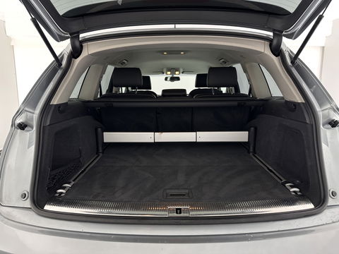 Audi Q7 3.0 TDI Quattro Pro Line + Aut. *LEATHER | XENON | NAVI-FULLMAP | HEATED-COMFORTSEATS | PRIVACYGLASS | SHIFTPADDLES | ECC | PDC | CRUISE | TOWBAR | 21''ALU*