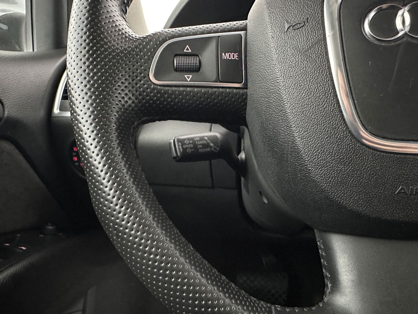 Audi Q7 3.0 TDI Quattro Pro Line + Aut. *LEATHER | XENON | NAVI-FULLMAP | HEATED-COMFORTSEATS | PRIVACYGLASS | SHIFTPADDLES | ECC | PDC | CRUISE | TOWBAR | 21''ALU*