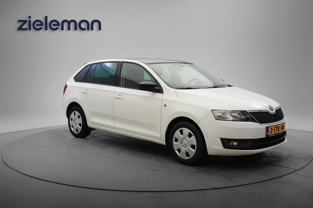 Škoda Rapid - Spaceback 1.2 TSI Greentech Style Edition - Panorama, Navi, Cruise, Airco, Trekhaak