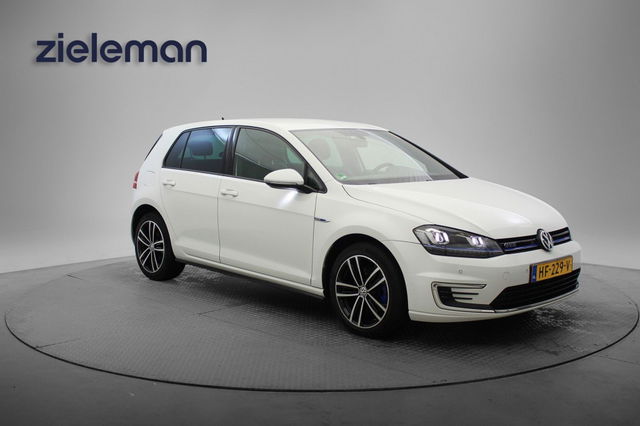 Volkswagen Golf - 1.4 TSI GTE - Carplay, Navi, Cruise, Clima, PDC