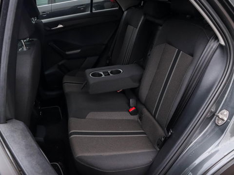 Volkswagen T-Roc 1.5 TSI Style Business 150pk Automaat | 44.390km!