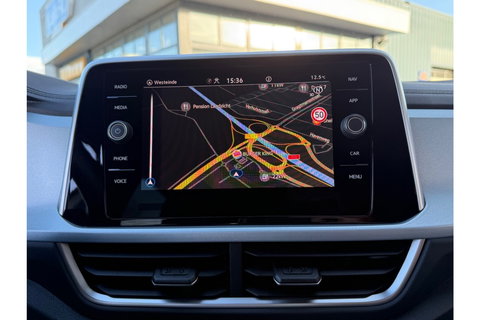 Volkswagen T-Roc 2.0 TDI AUTOMAAT 150PK GOAL AIRCO NAVI PDC-CAMERA.