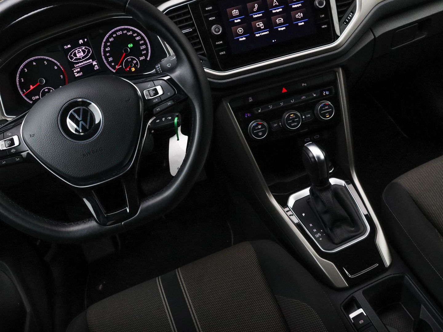 Volkswagen T-Roc 1.5 TSI Style Business 150pk Automaat | 44.390km!