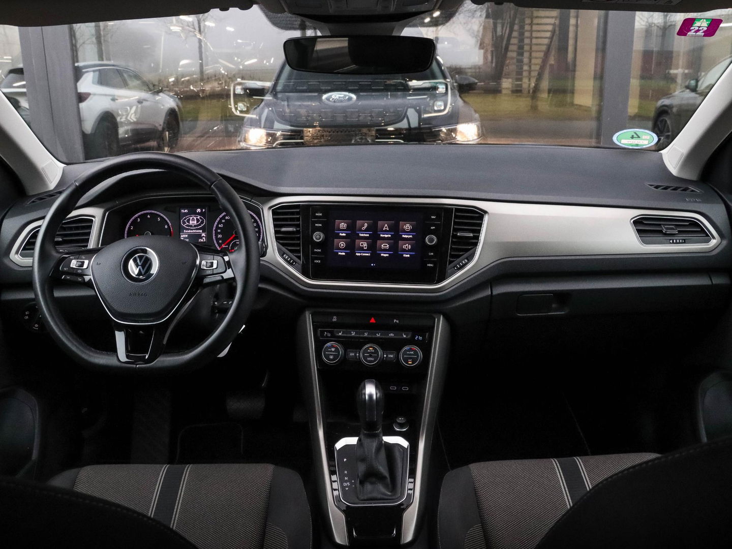 Volkswagen T-Roc 1.5 TSI Style Business 150pk Automaat | 44.390km!