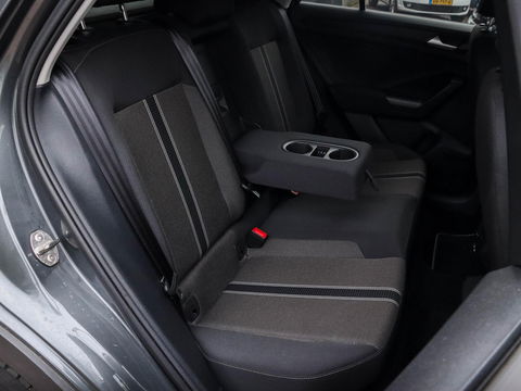 Volkswagen T-Roc 1.5 TSI Style Business 150pk Automaat | 44.390km!