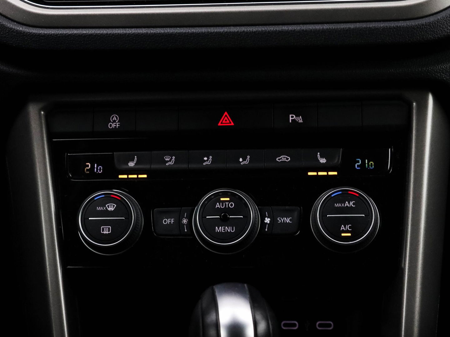 Volkswagen T-Roc 1.5 TSI Style Business 150pk Automaat | 44.390km!