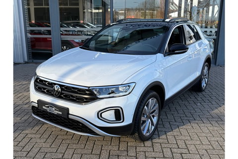 Volkswagen T-Roc 2.0 TDI AUTOMAAT 150PK GOAL AIRCO NAVI PDC-CAMERA.