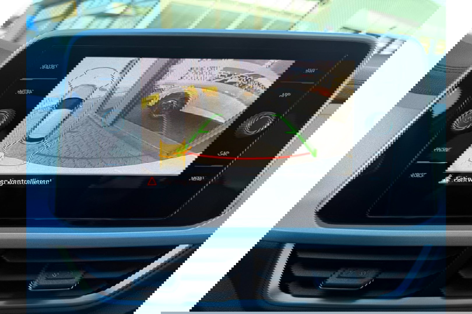 Volkswagen T-Roc 2.0 TDI AUTOMAAT 150PK GOAL AIRCO NAVI PDC-CAMERA.