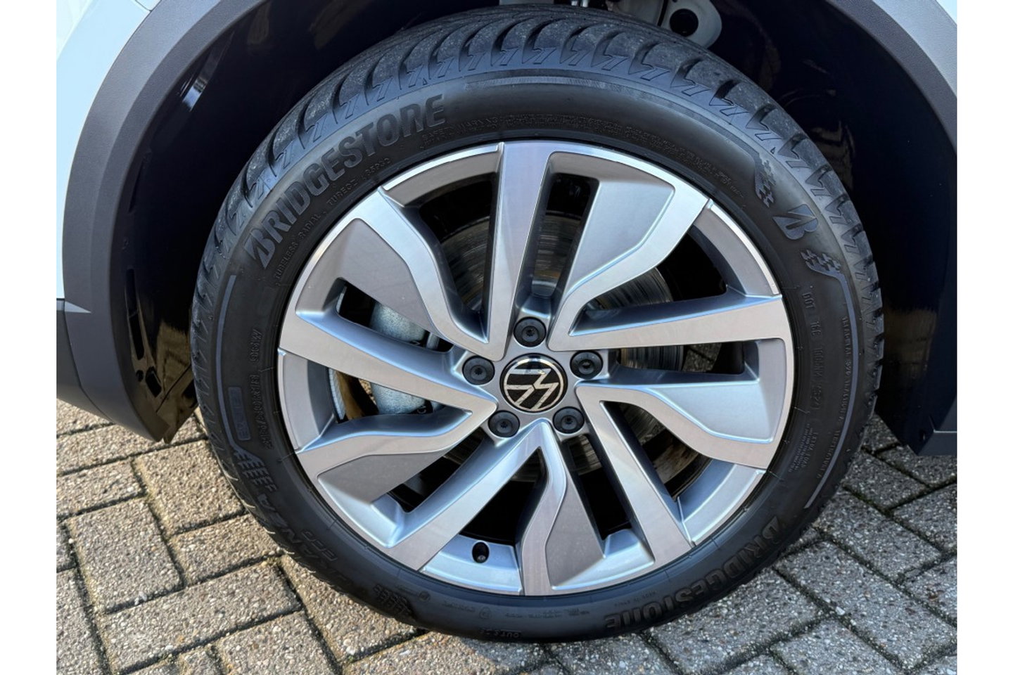 Volkswagen T-Roc 2.0 TDI AUTOMAAT 150PK GOAL AIRCO NAVI PDC-CAMERA.