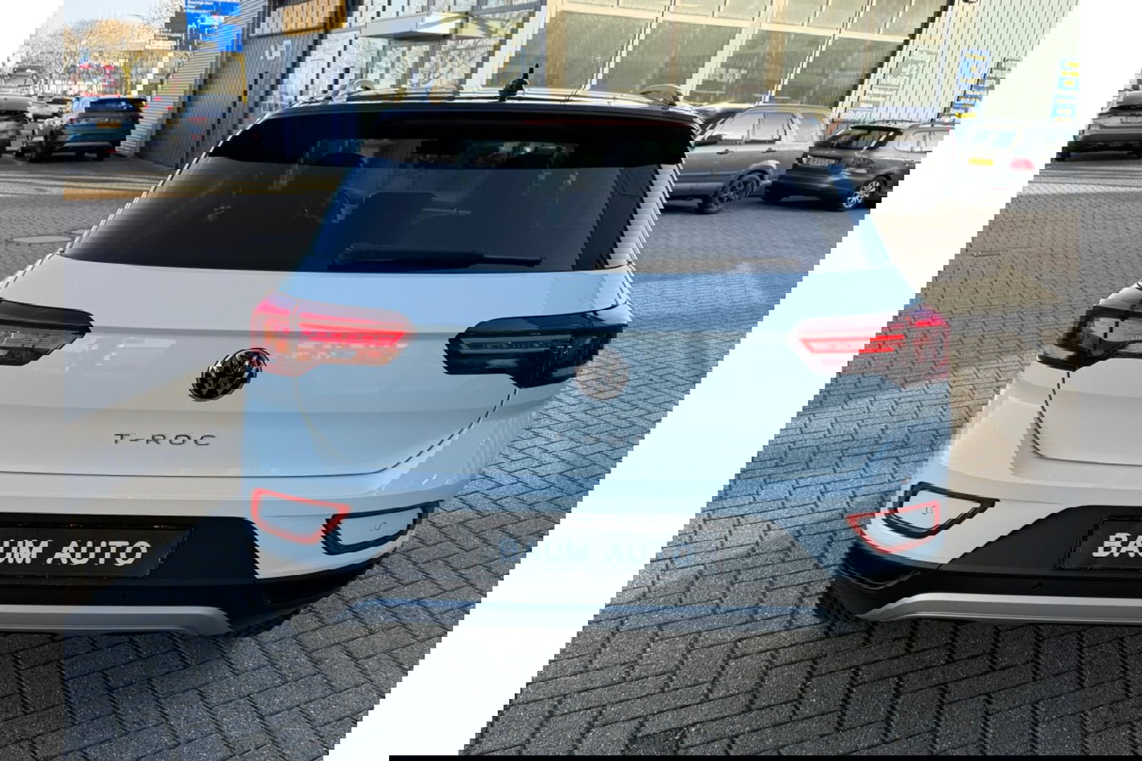 Volkswagen T-Roc 2.0 TDI AUTOMAAT 150PK GOAL AIRCO NAVI PDC-CAMERA.