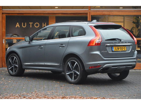 Volvo XC60 T5 R-Design| Panoramadak | Camera | Trekhaak | Stoelverwarming | Leer | Bluetooth | Elektrische stoelen |