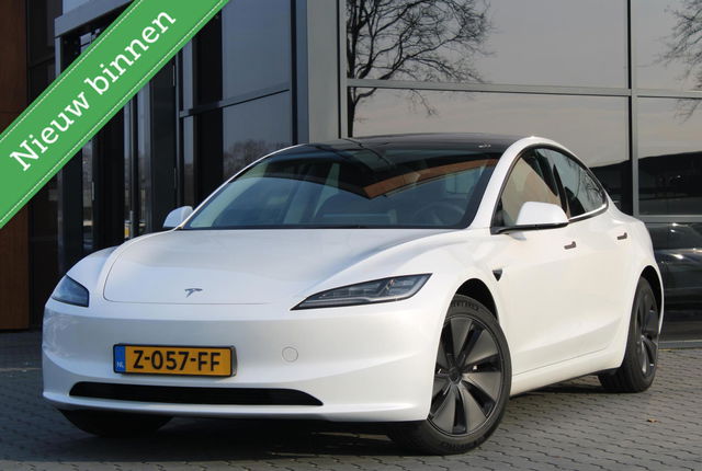 Tesla Model 3 - RWD 60 kWh | Trekhaak | Stoelverkoeling | Org. NL!