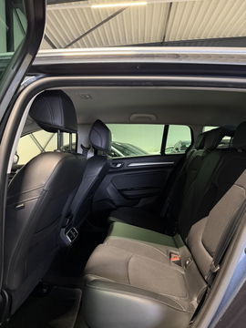 Renault Mégane Estate 1.3 TCe Intens 158PK Trekhaak Carplay