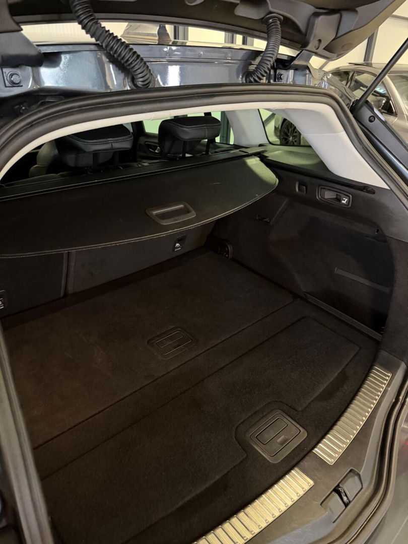 Renault Mégane Estate 1.3 TCe Intens 158PK Trekhaak Carplay