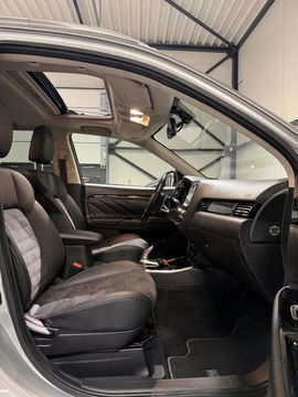 Mitsubishi Outlander 2.4 PHEV Intense+ AWD Camera Carplay