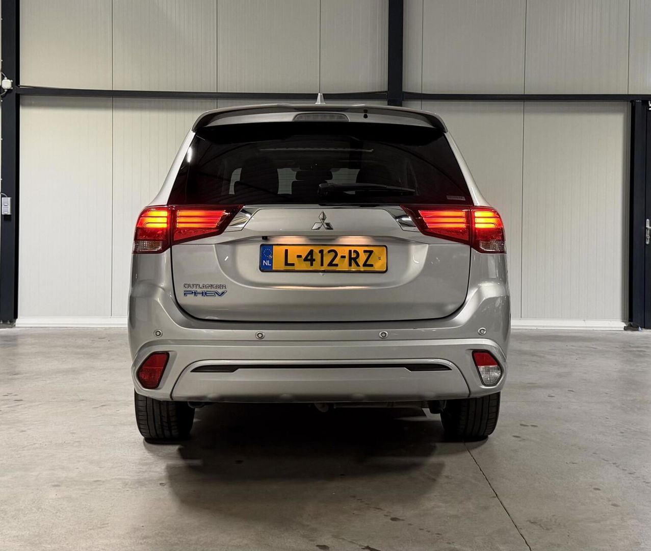 Mitsubishi Outlander 2.4 PHEV Intense+ AWD Camera Carplay