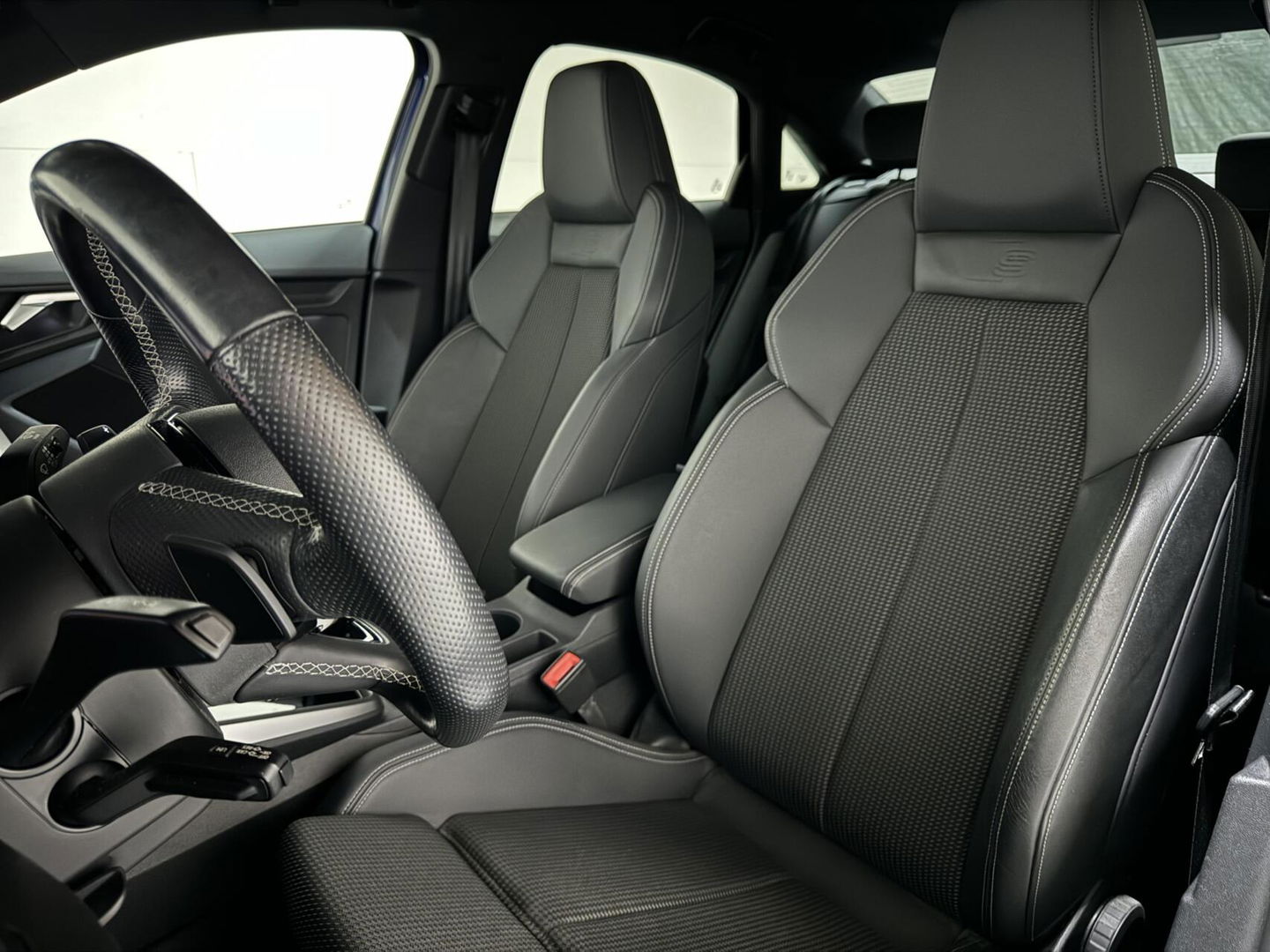 Audi A3 Limousine 35 TFSI S-Line Black Edition CarPlay Camera