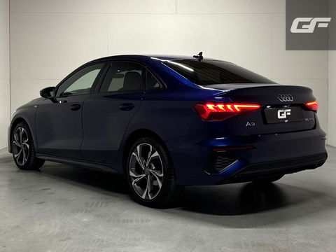 Audi A3 Limousine 35 TFSI S-Line Black Edition CarPlay Camera