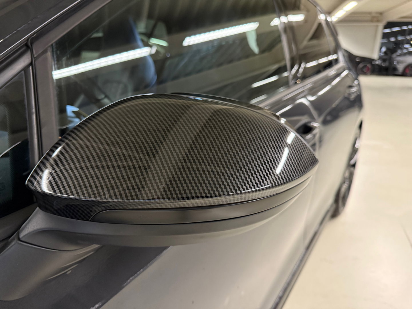 Volkswagen Golf 1.5 eTSI R-Line Business 8R Pack|Keyless|IQ