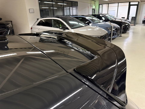 Volkswagen Golf 1.5 eTSI R-Line Business 8R Pack|Keyless|IQ