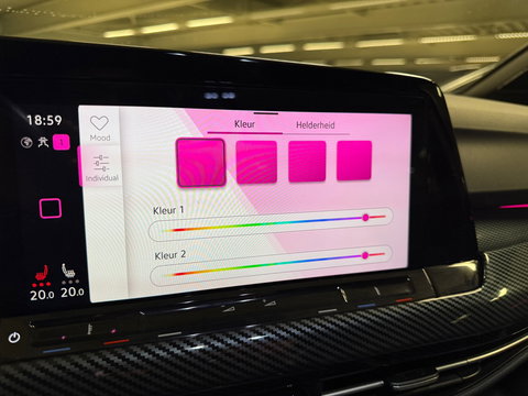 Volkswagen Golf 1.5 eTSI R-Line Business 8R Pack|Keyless|IQ