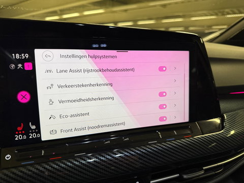 Volkswagen Golf 1.5 eTSI R-Line Business 8R Pack|Keyless|IQ