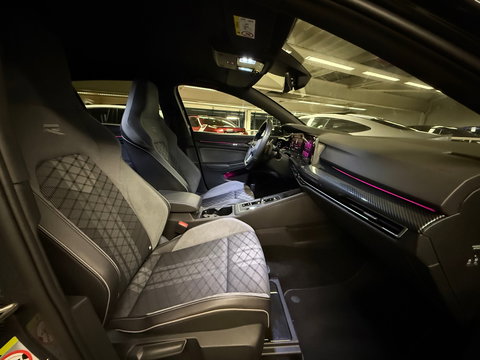 Volkswagen Golf 1.5 eTSI R-Line Business 8R Pack|Keyless|IQ