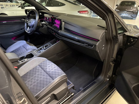 Volkswagen Golf 1.5 eTSI R-Line Business 8R Pack|Keyless|IQ