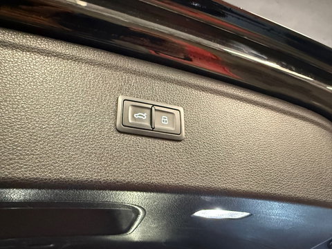 Audi Q5 50 TFSI e 3X S Line Pano|B&O|Trekhaak|Sfeer|Keyless