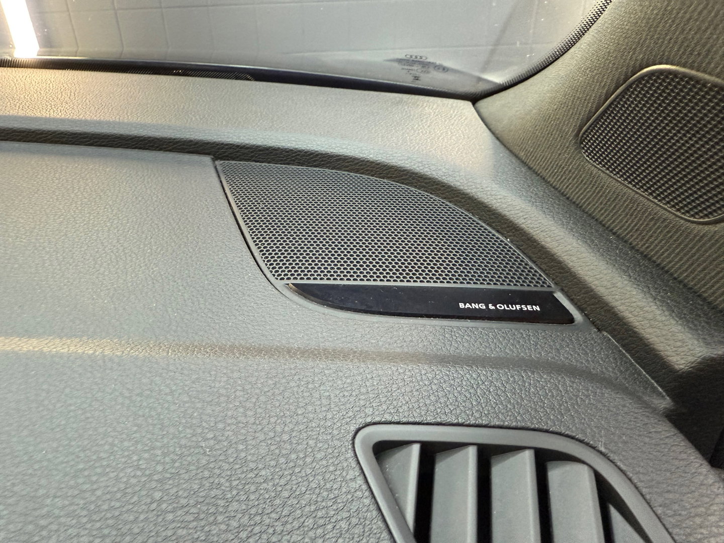 Audi Q5 50 TFSI e 3X S Line Pano|B&O|Trekhaak|Sfeer|Keyless