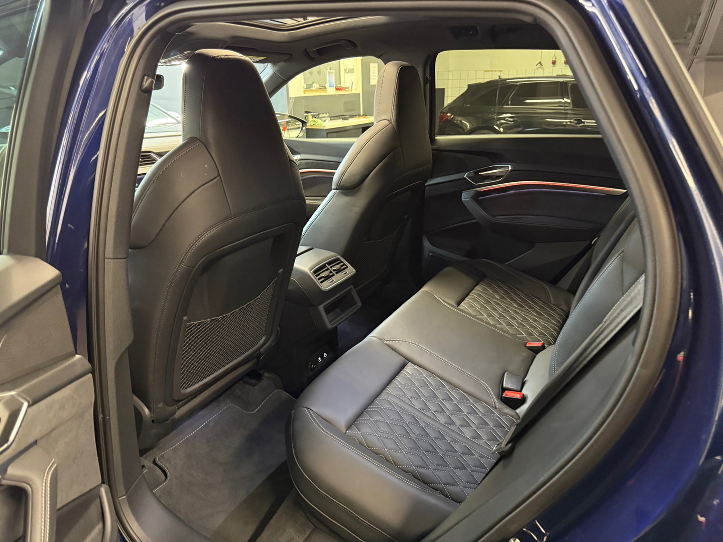 Audi e-tron 55 quattro S edition 95 kWh Pano|RS Seat|B&O|NAP