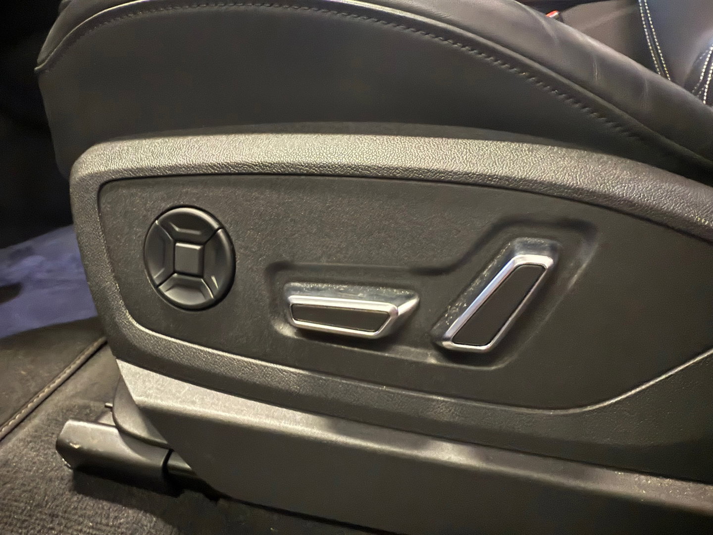 Audi e-tron 55 quattro S edition 95 kWh Pano|RS Seat|B&O|NAP