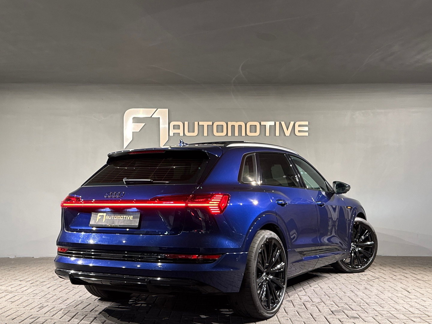 Audi e-tron 55 quattro S edition 95 kWh Pano|RS Seat|B&O|NAP