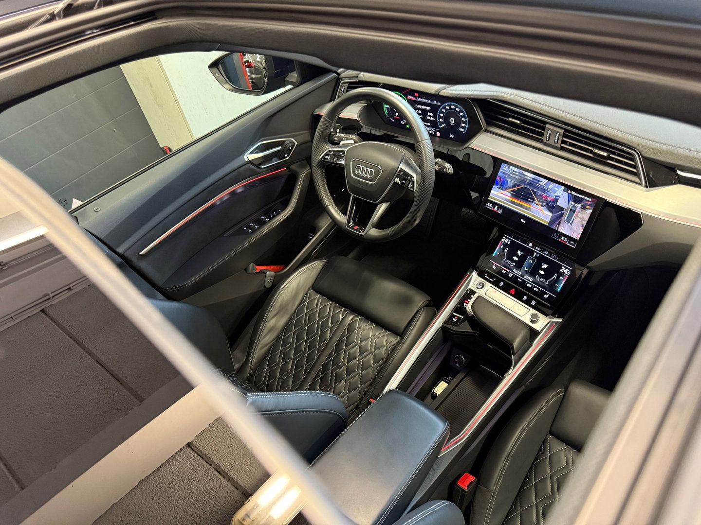 Audi e-tron 55 quattro S edition 95 kWh Pano|RS Seat|B&O|NAP